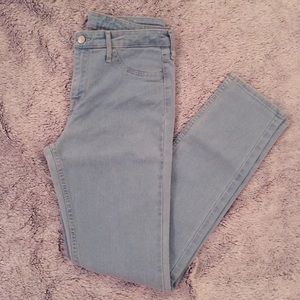 NEW H&M Light Wash Jeans